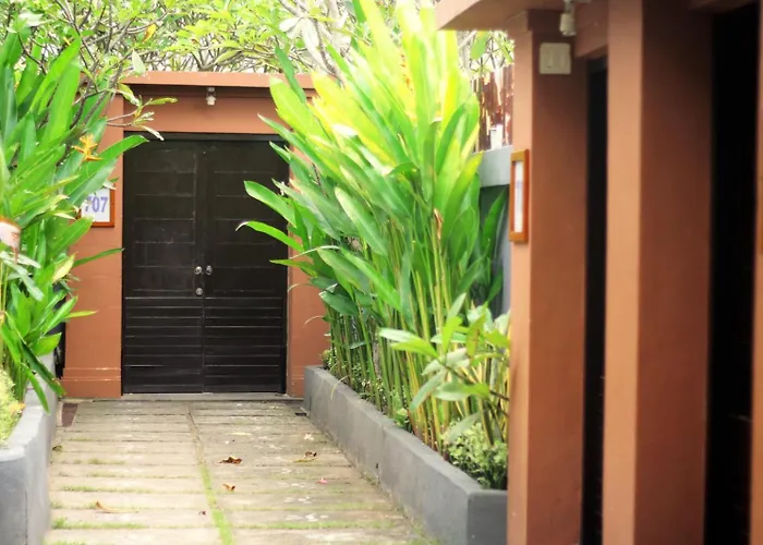 Private With Swimming Pool Bed & Breakfast *
