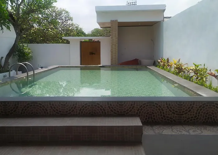 Private With Swimming Pool Bed & Breakfast